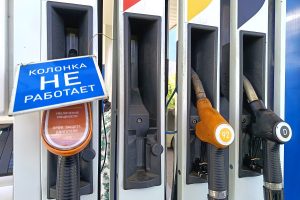 Начались продажи бензина пониженных классов: в какие авто его можно&nbsp;лить